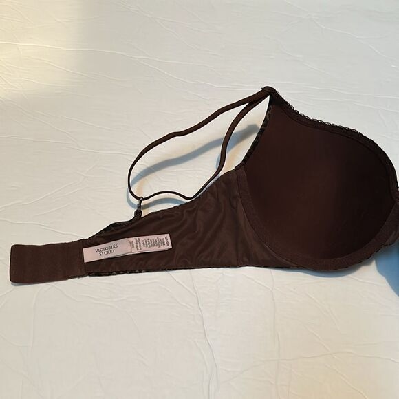 Body By Victoria Perfect Shape Push-Up Smooth Bra by Victoria's Secret 34D - Picture 9 of 11